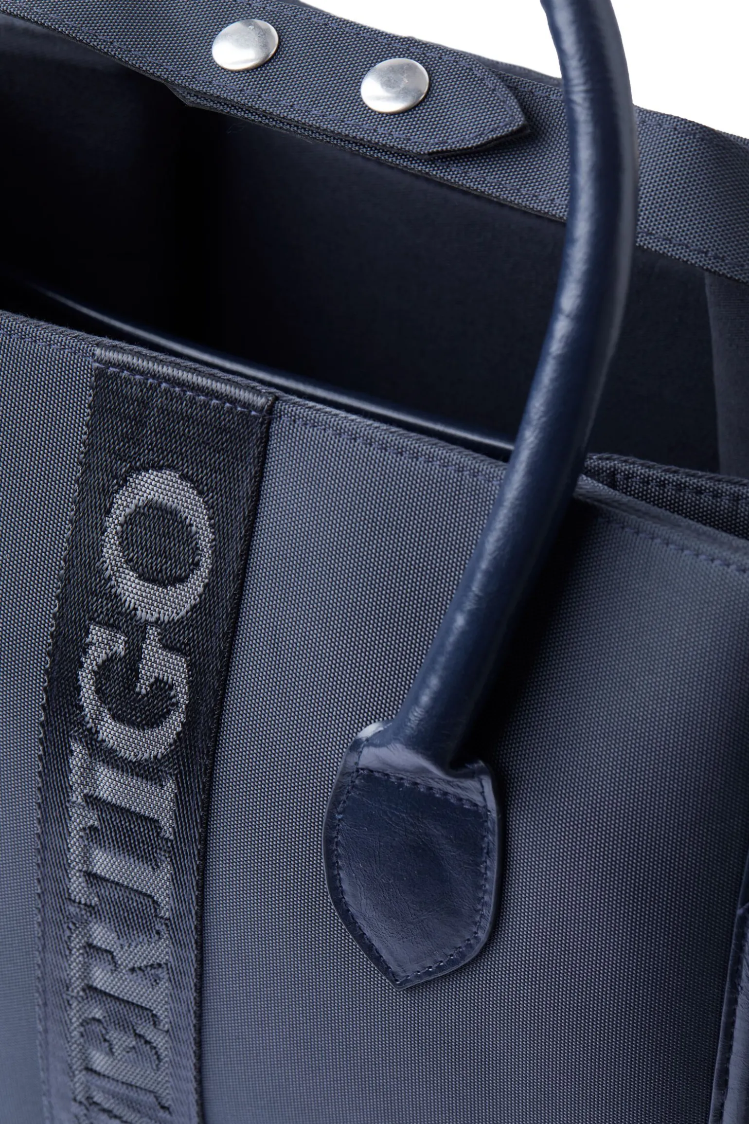 B Vertigo pussebag